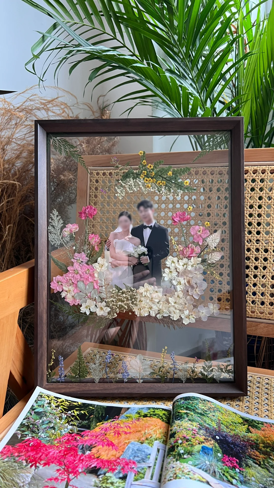 Handmade Pressed Flower Wedding Signature Frame